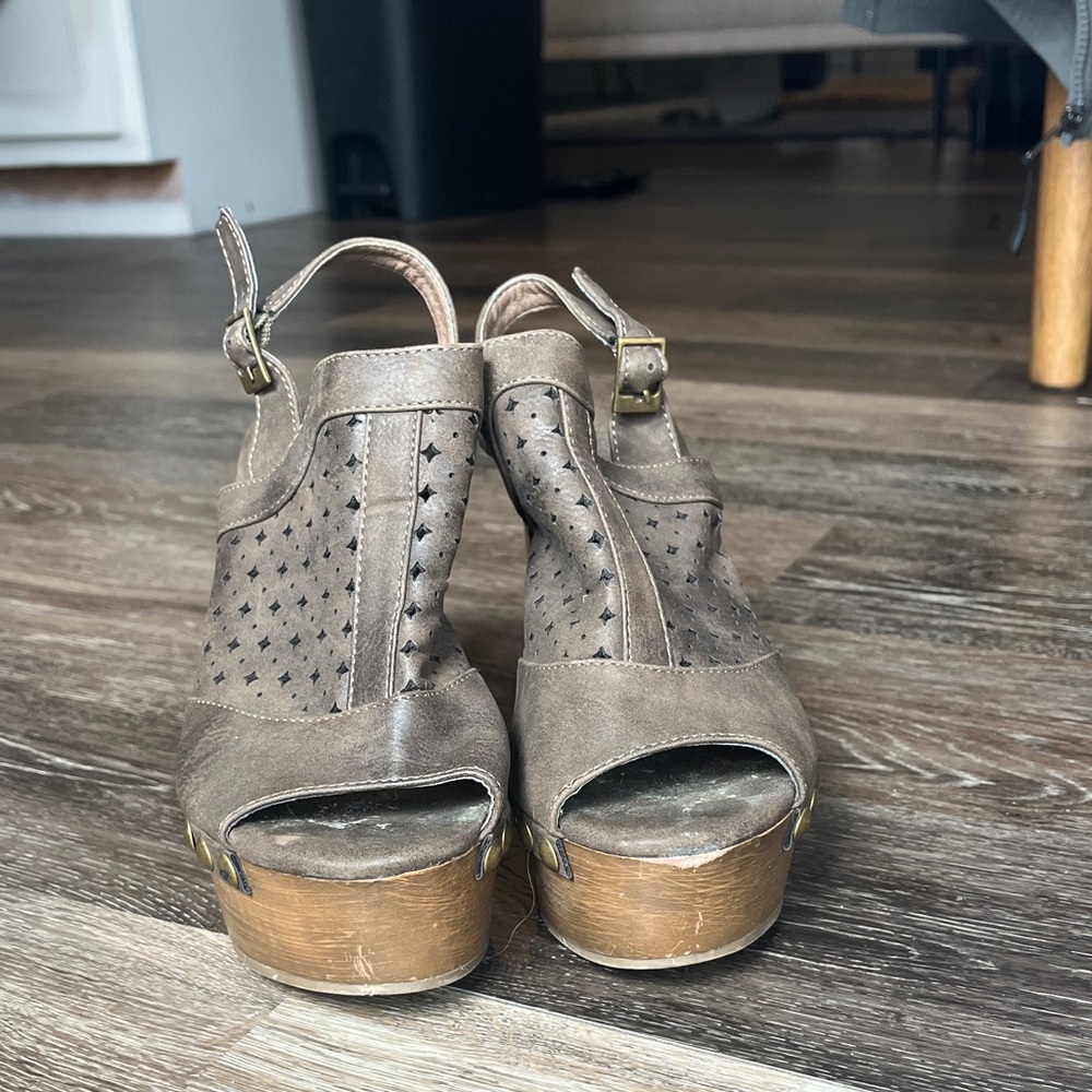 Cato Taupe Faux Leather Women's Mules with Wooden Heel